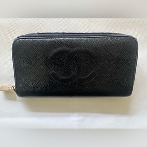 Chanel Caviar Zip Around Wallet